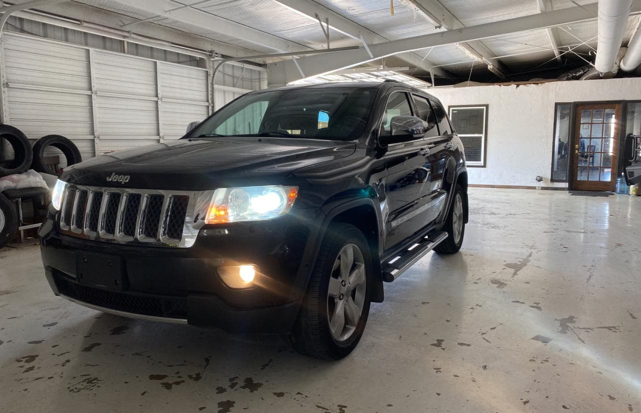 2013 Jeep Grand Cherokee Overland - foto 2