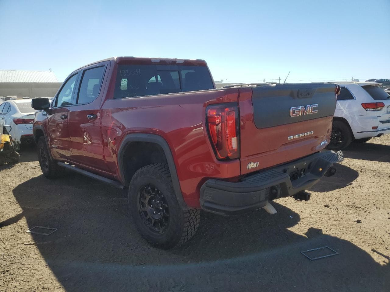 2023 GMC Sierra K1500 At4X - foto 2