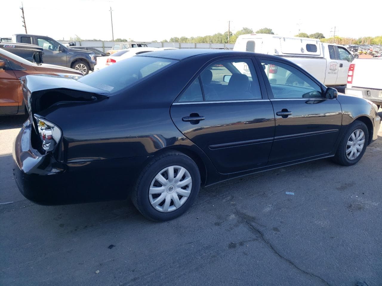 2005 Toyota Camry Le - foto 3