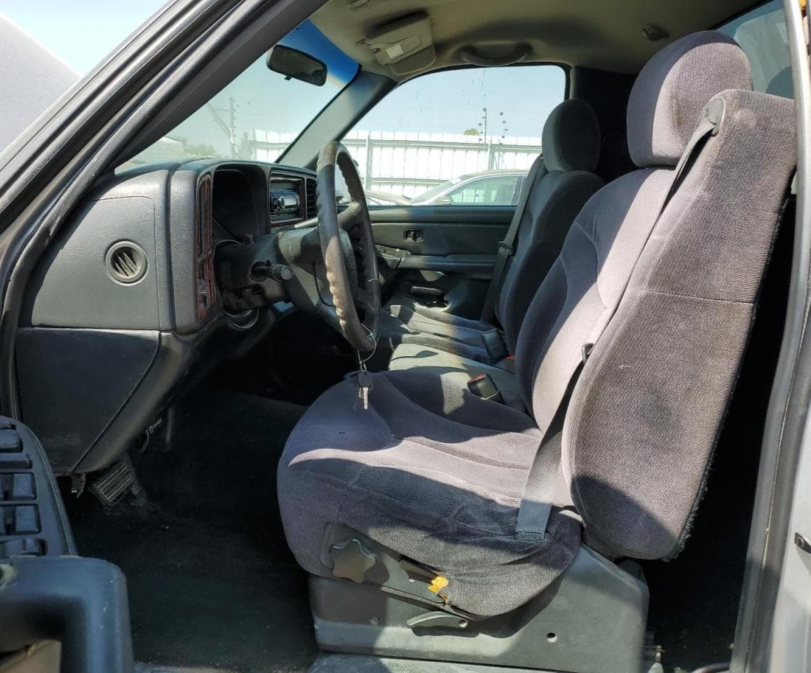 2000 Chevrolet Silverado C1500 - foto 2