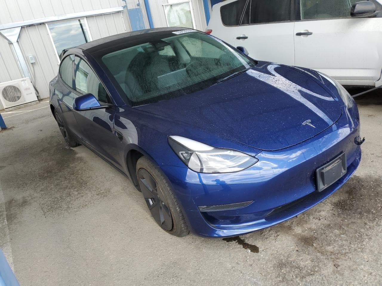 2022 Tesla Model 3 Long Range Dual Motor All-Wheel Drive - foto 4