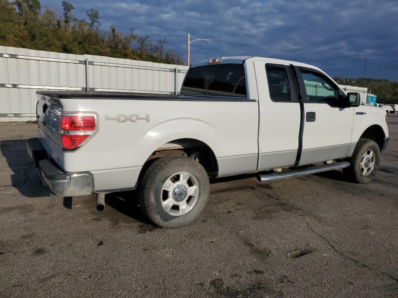 2011 Ford F150 Super Cab - foto 3