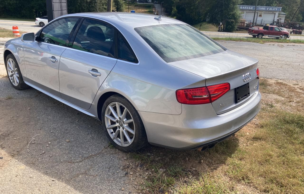 2015 Audi A4 Premium - foto 3