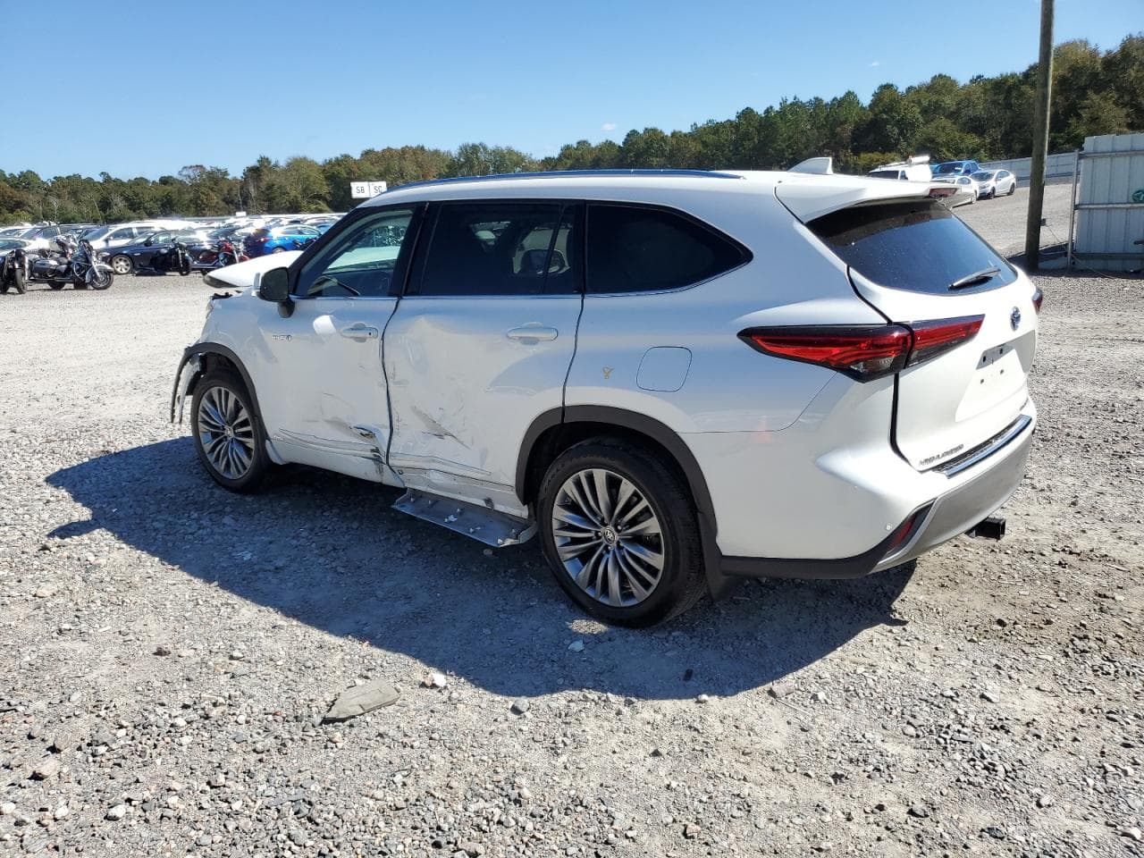 2021 Toyota Highlander Hybrid Platinum - foto 2