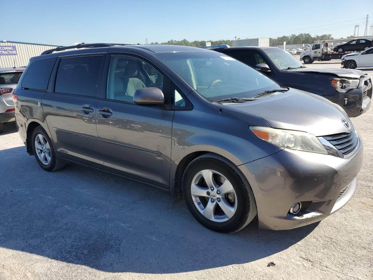 2013 Toyota Sienna Le - foto 4