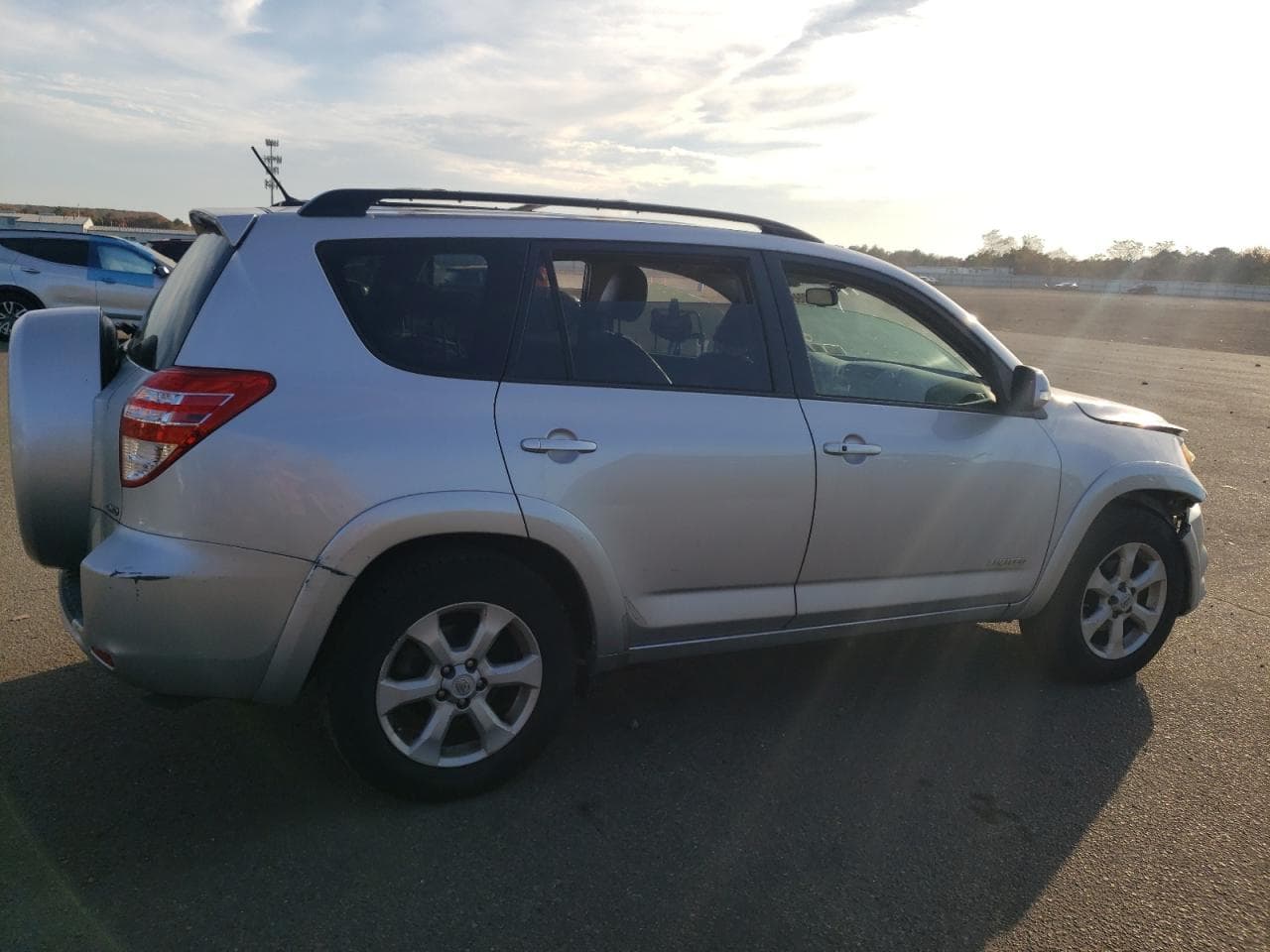 2010 Toyota Rav4 Limited V6 - foto 3