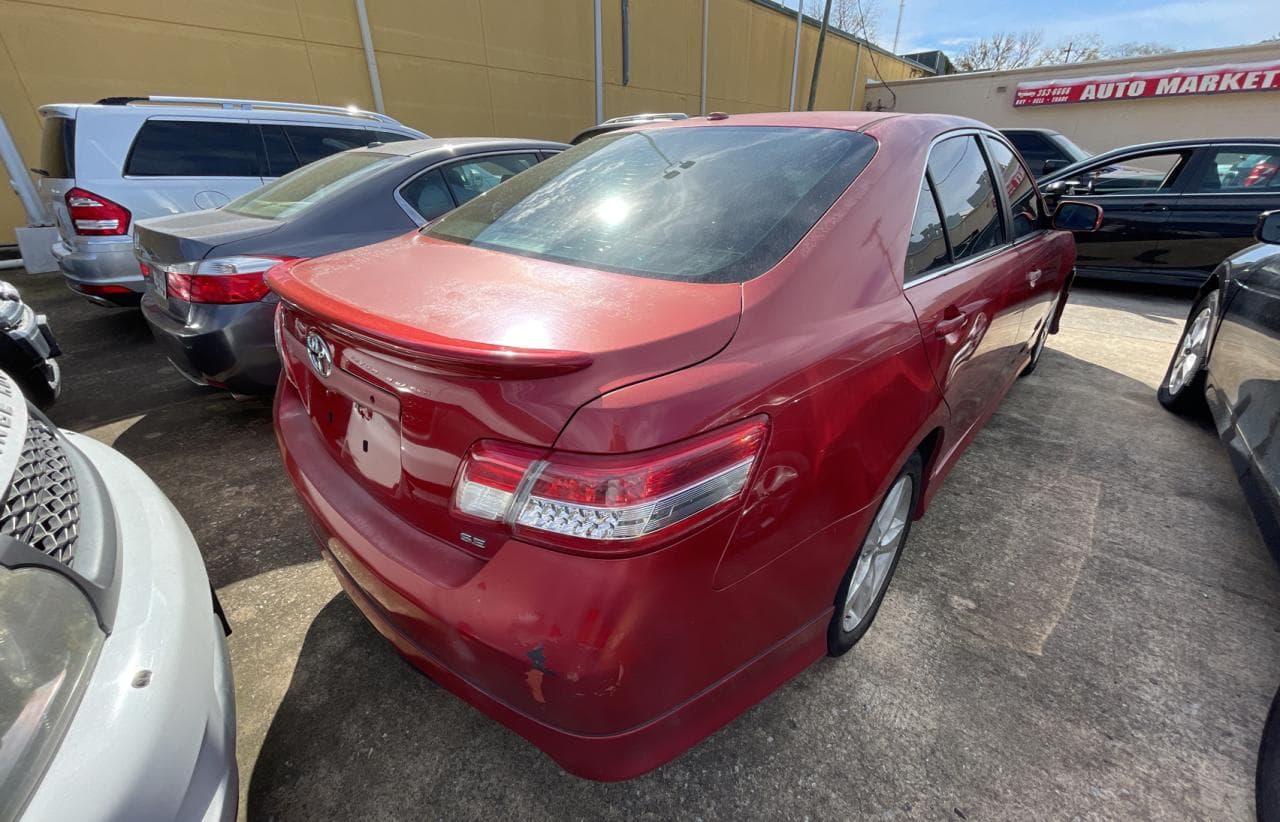 2010 Toyota Camry Se V6 - foto 4