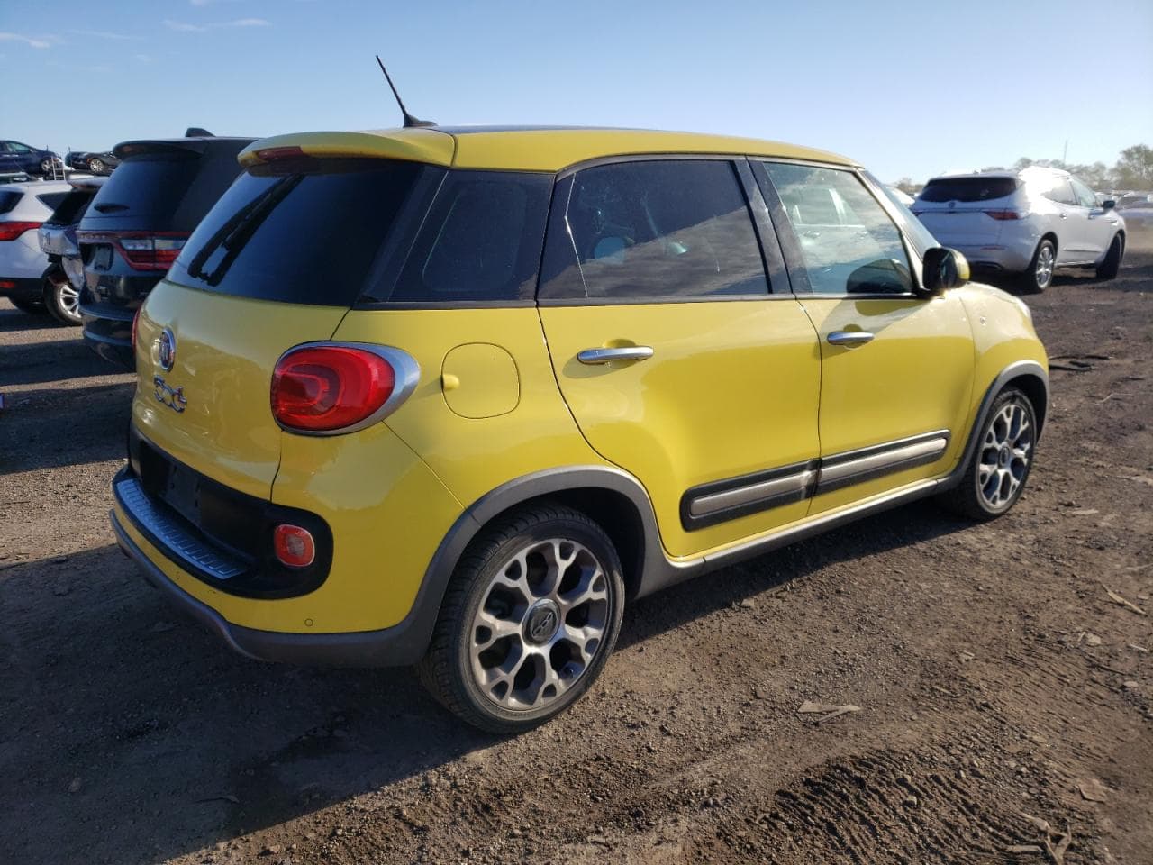 2014 Fiat 500L Trekking - foto 3