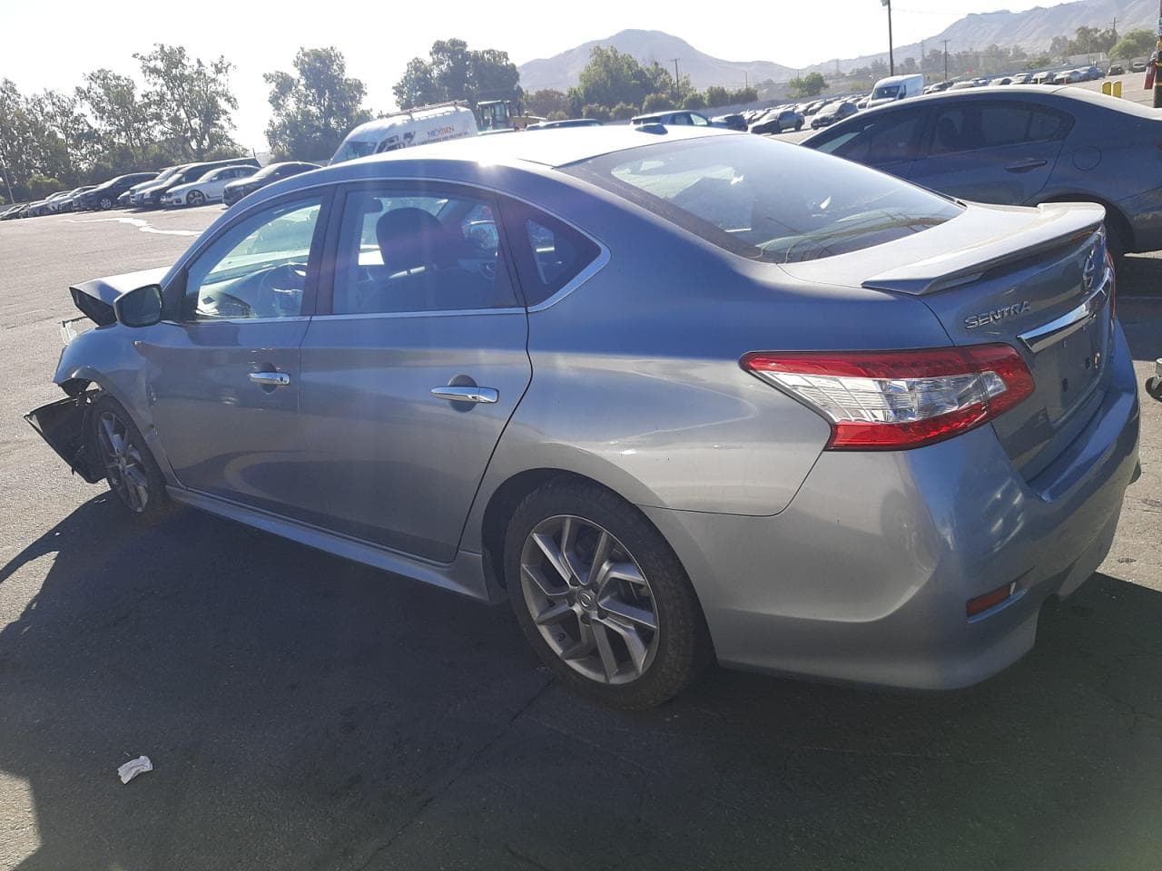 2013 Nissan Sentra S - foto 2