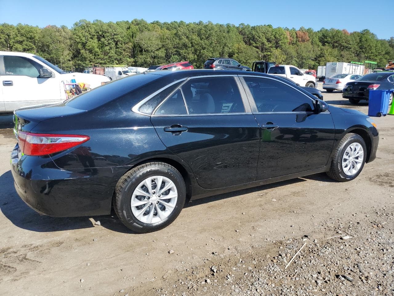 2017 Toyota Camry Le - foto 3