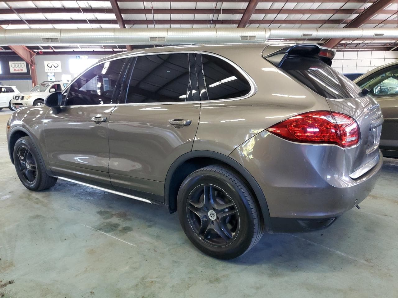 2014 Porsche Cayenne Platinum Edition - foto 2