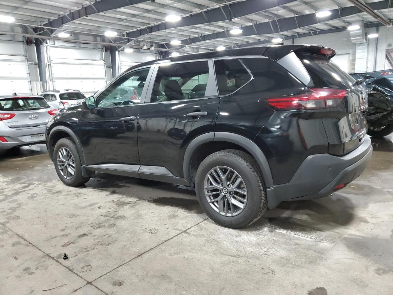 2021 Nissan Rogue S - foto 2