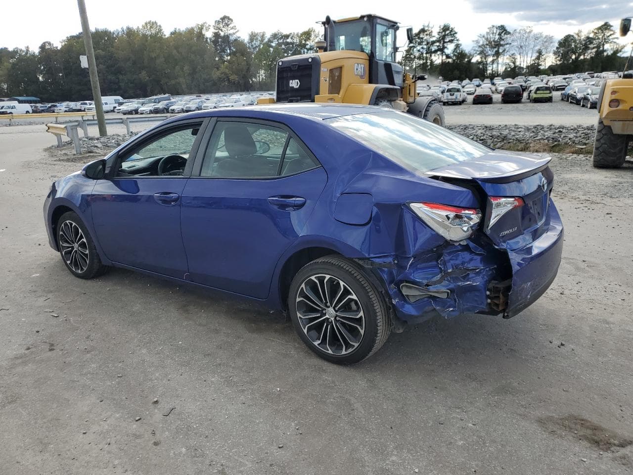 2015 Toyota Corolla L - foto 2