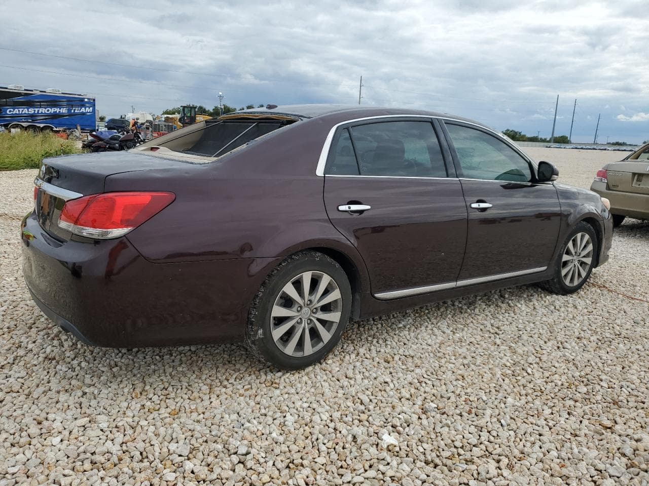 2011 Toyota Avalon Limited - foto 3