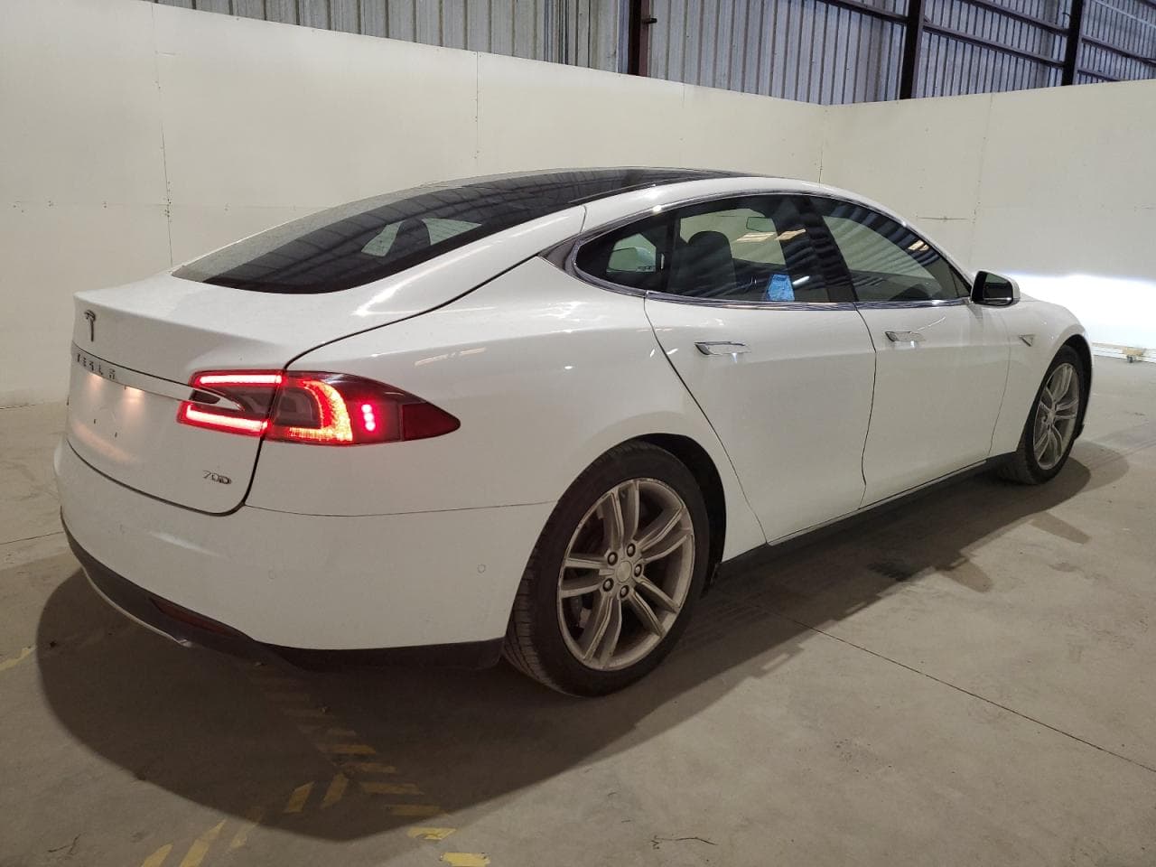 2015 Tesla Model S 70D - foto 3