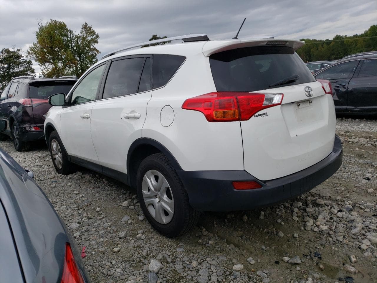 2015 Toyota Rav4 Le - foto 2
