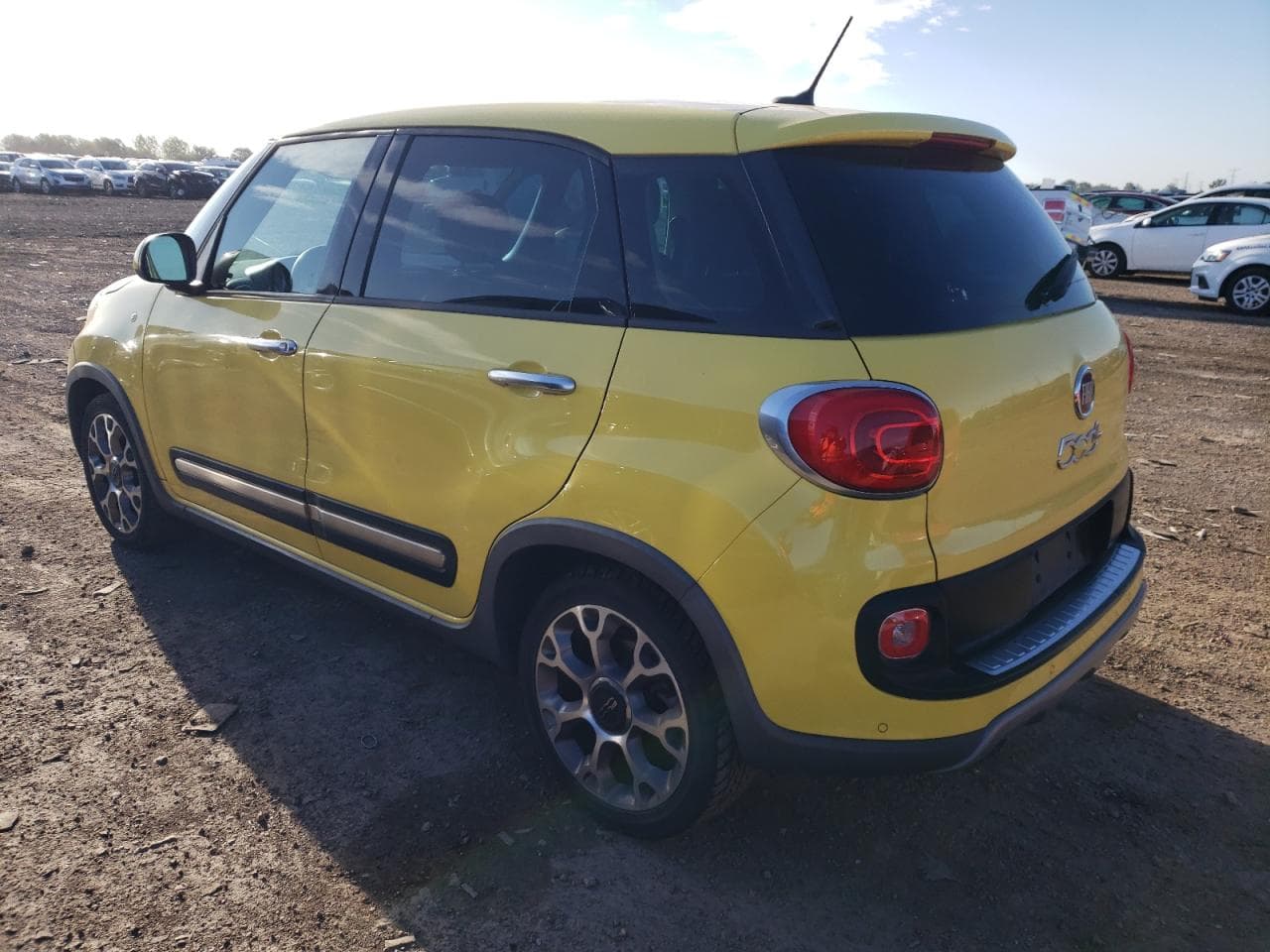 2014 Fiat 500L Trekking - foto 2
