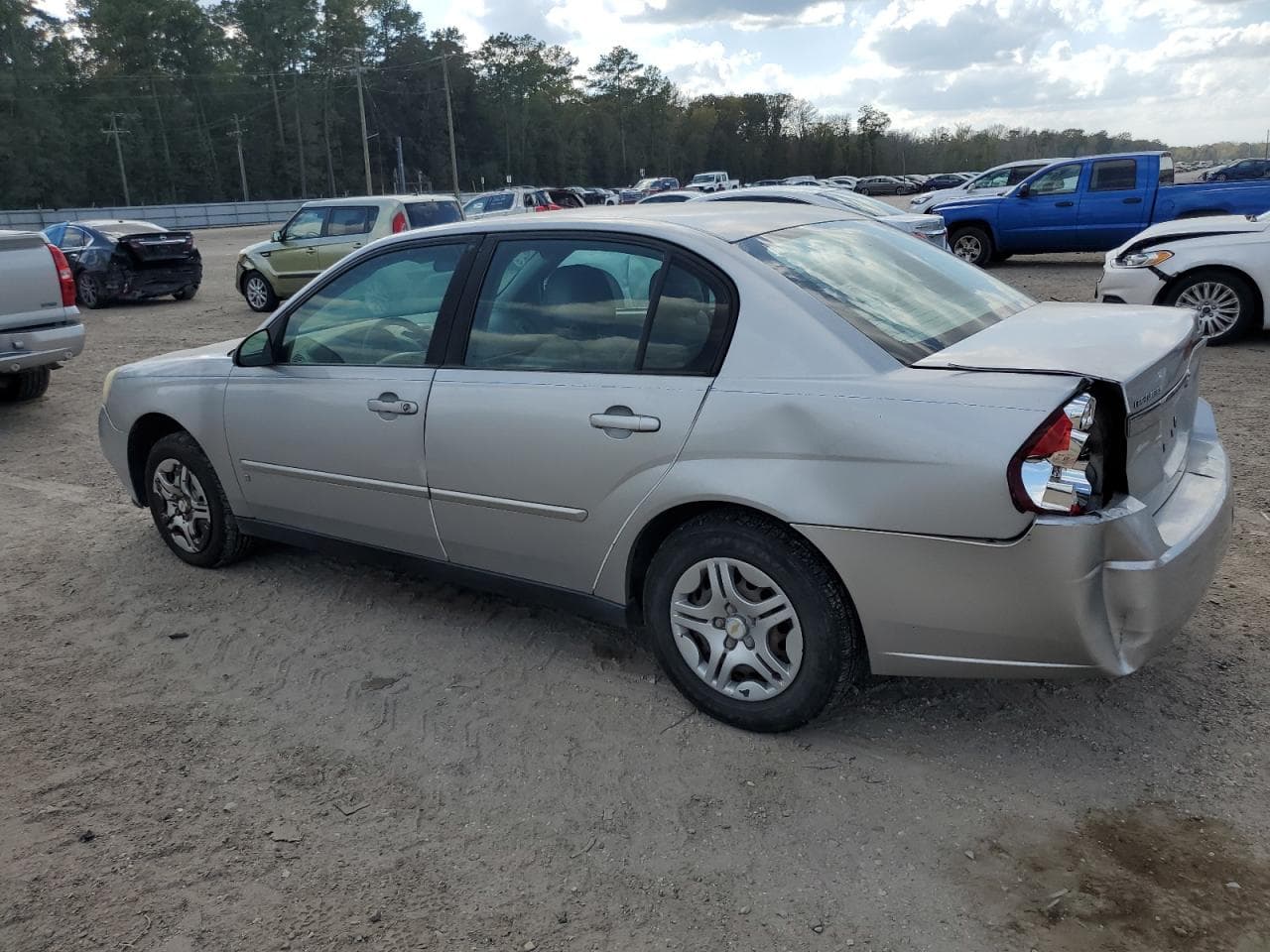 2007 Chevrolet Malibu Ls - foto 2