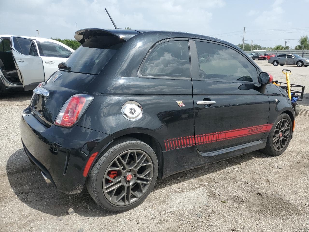 2015 Fiat 500 Abarth - foto 3
