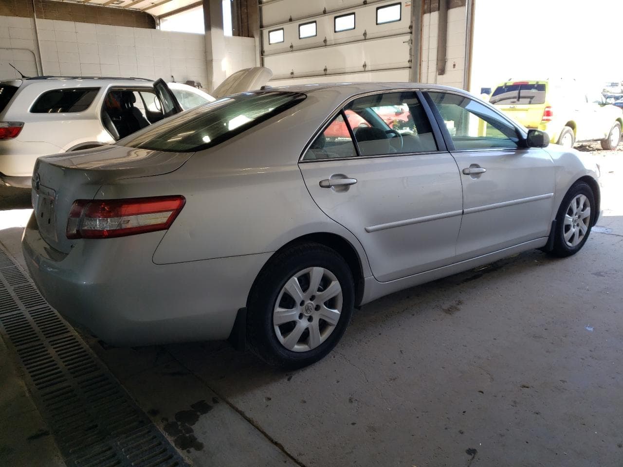 2010 Toyota Camry Le - foto 3