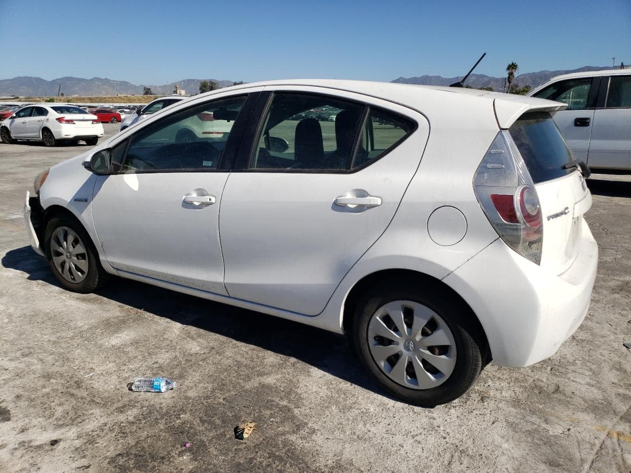2013 Toyota Prius C One - foto 2