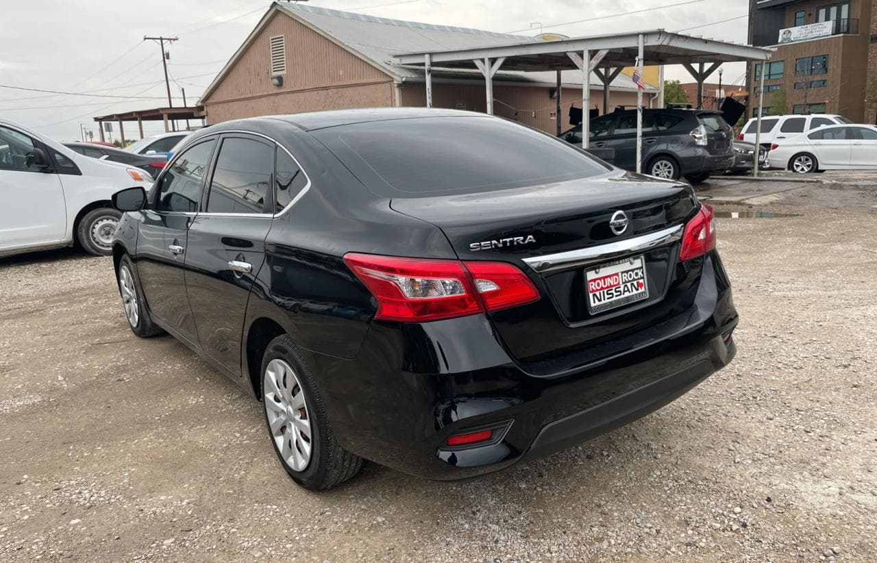 2018 Nissan Sentra S - foto 3