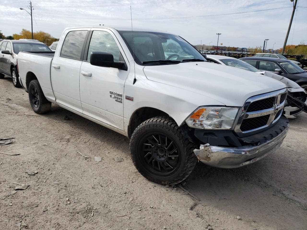 2020 Ram 1500 Classic Slt 4X2 6'4 Box - foto 4