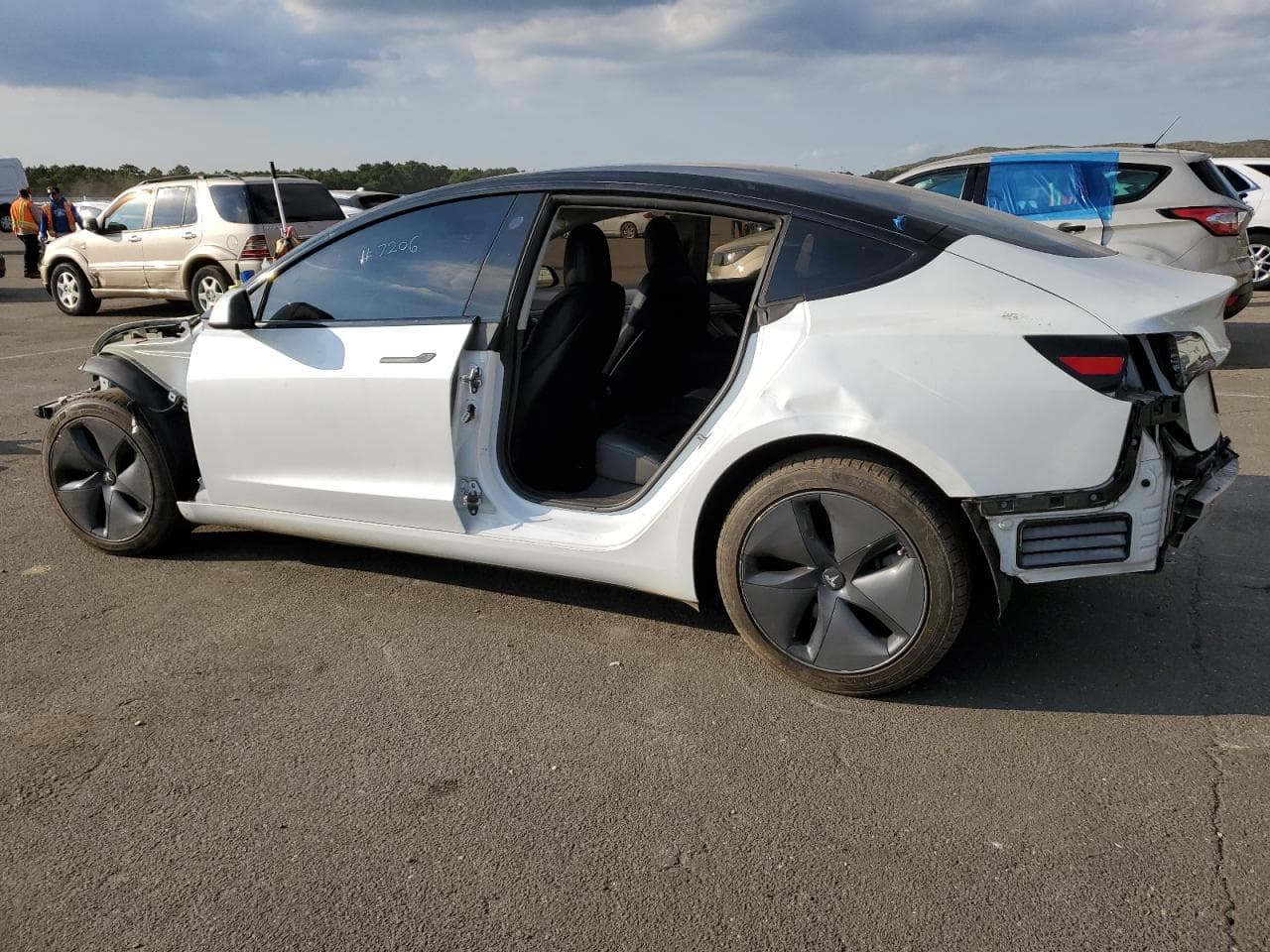2020 Tesla Model 3 - foto 2