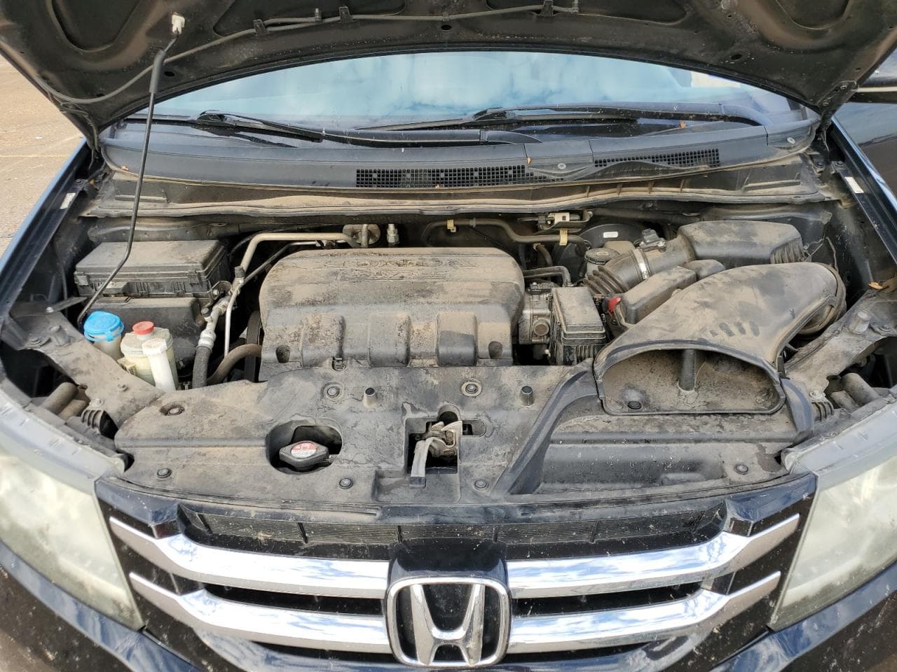 2015 Honda Odyssey Touring - foto 3