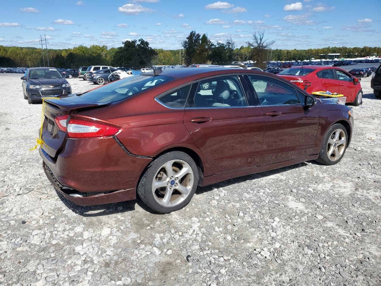 2016 Ford Fusion S - foto 3