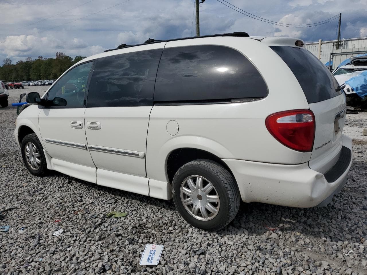 2006 Chrysler Town & Country Touring - foto 2