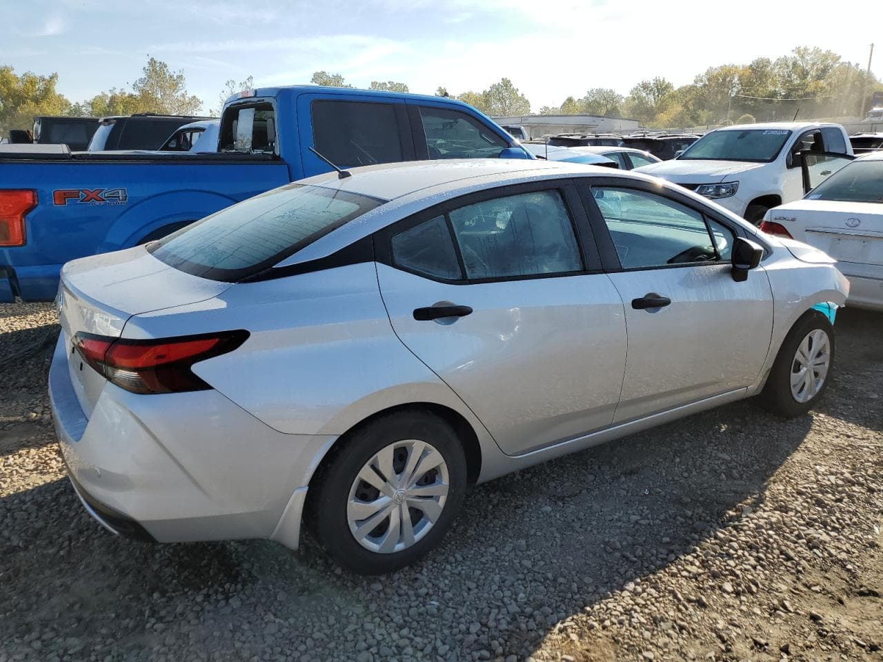2021 Nissan Versa S - foto 3