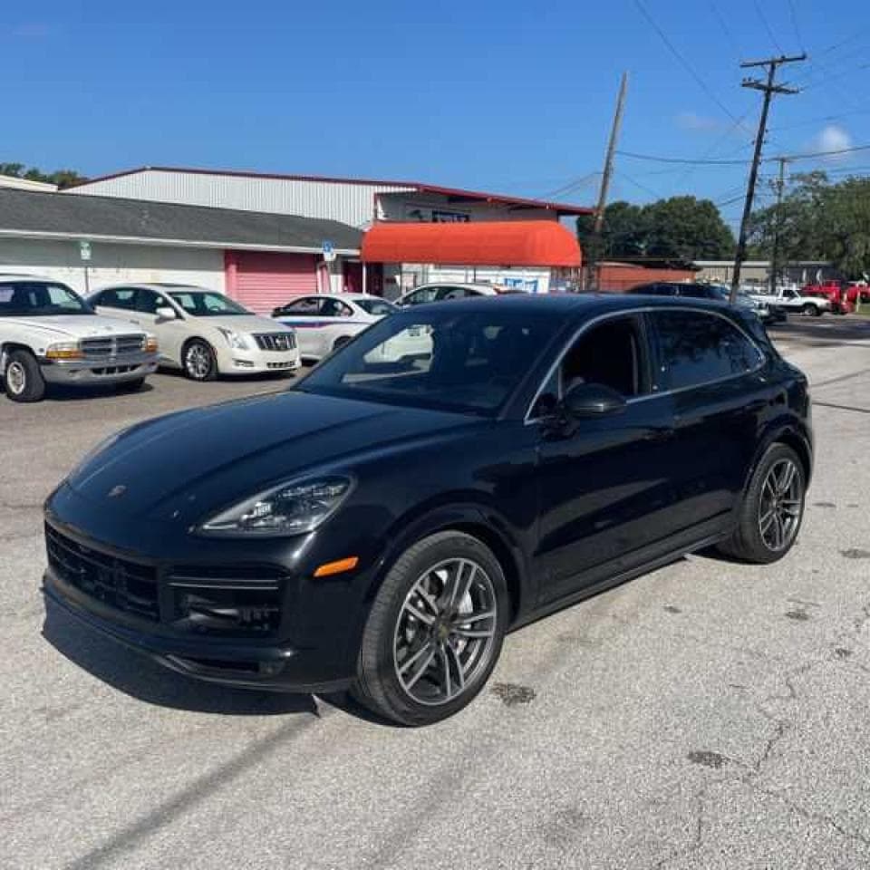 2020 Porsche Cayenne Turbo - foto 2