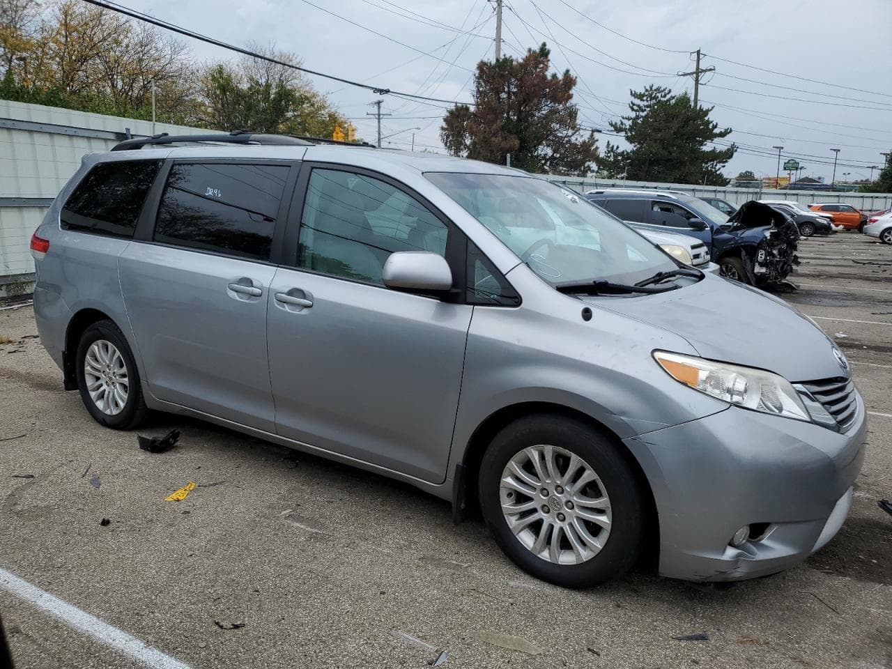 2013 Toyota Sienna Xle - foto 4