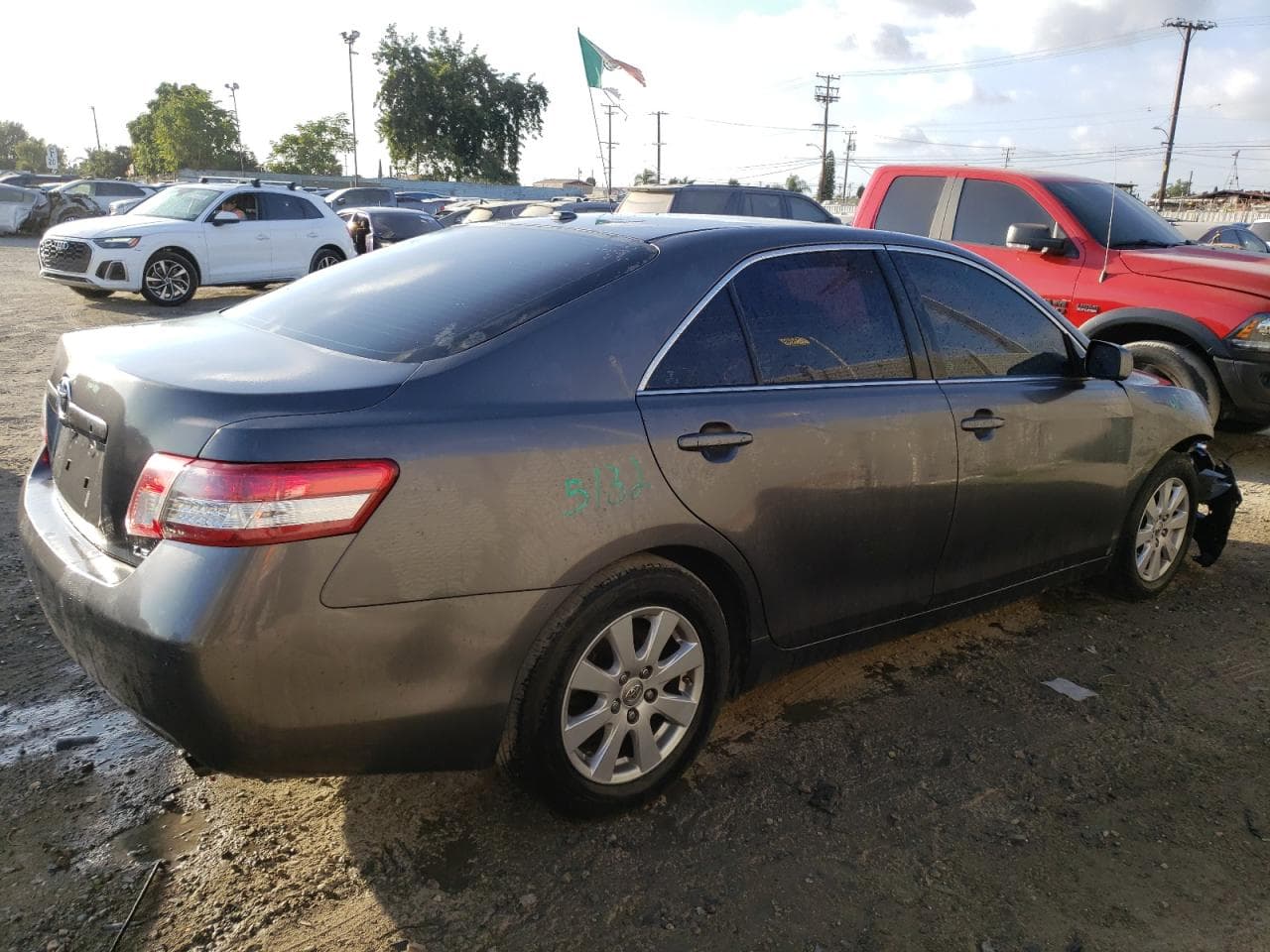2011 Toyota Camry Le - foto 3