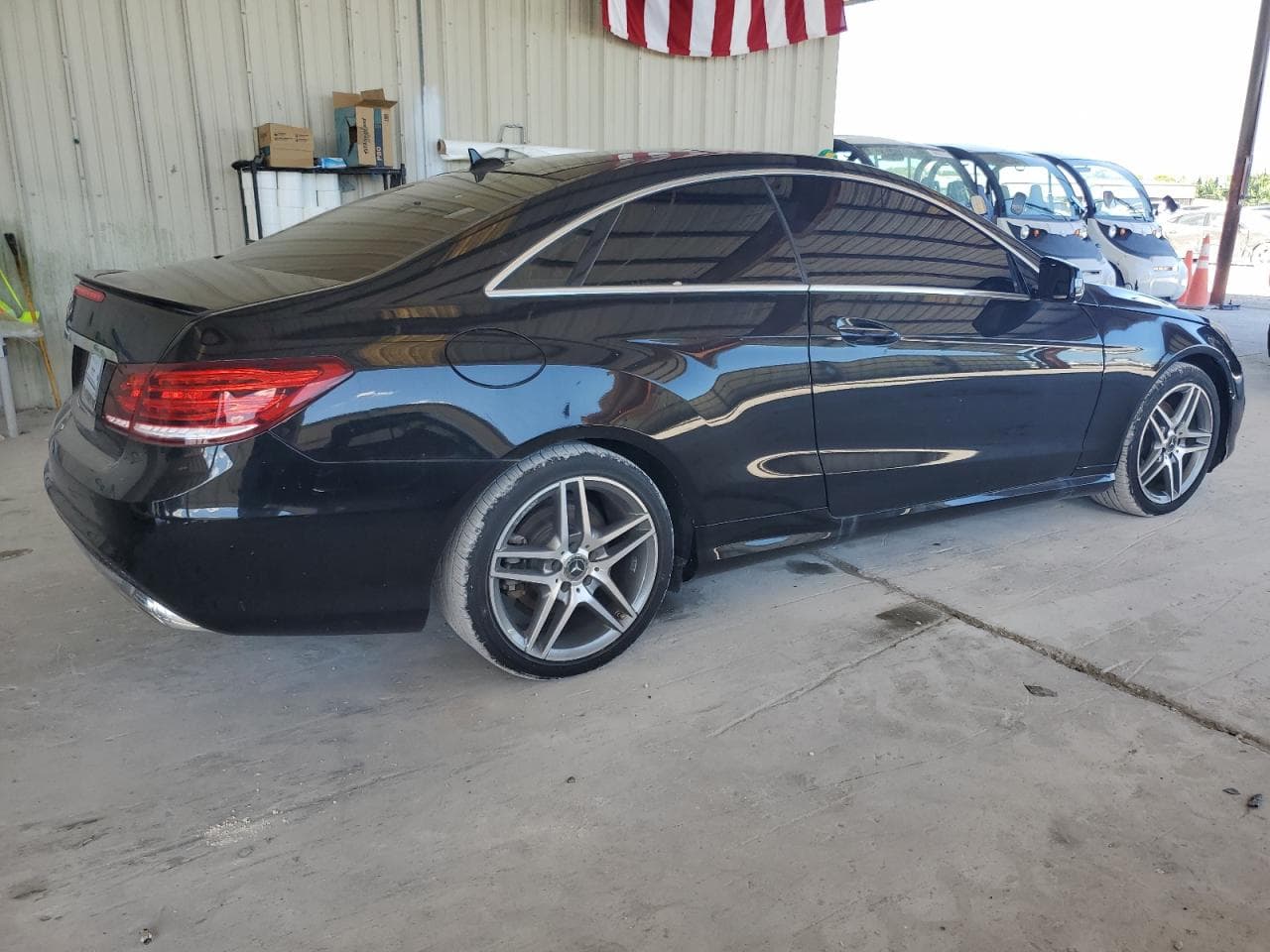 2017 Mercedes-Benz E 400 - foto 3