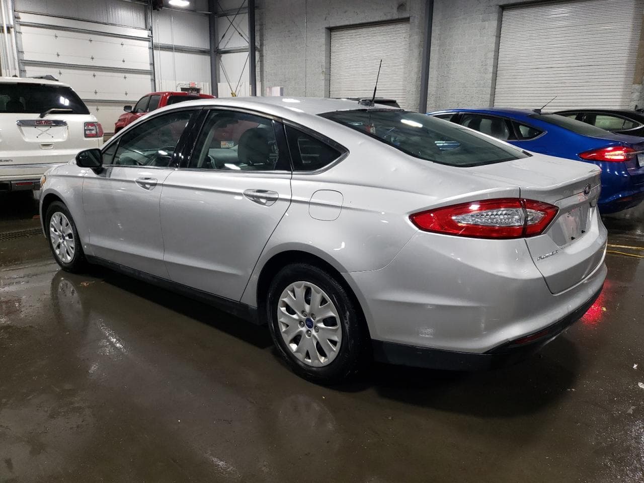 2013 Ford Fusion S - foto 2