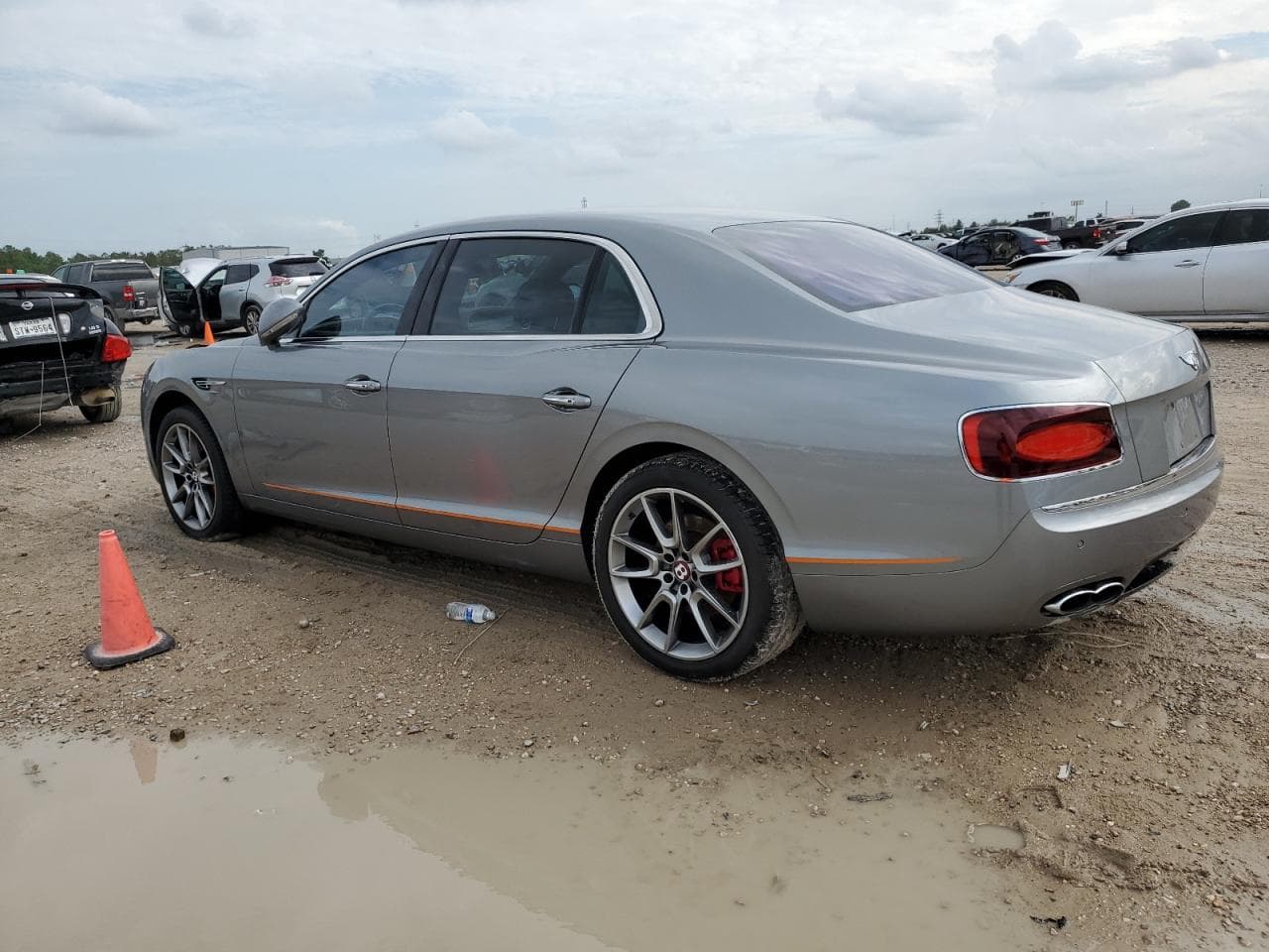 2018 Bentley Flying Spur V8 S - foto 2