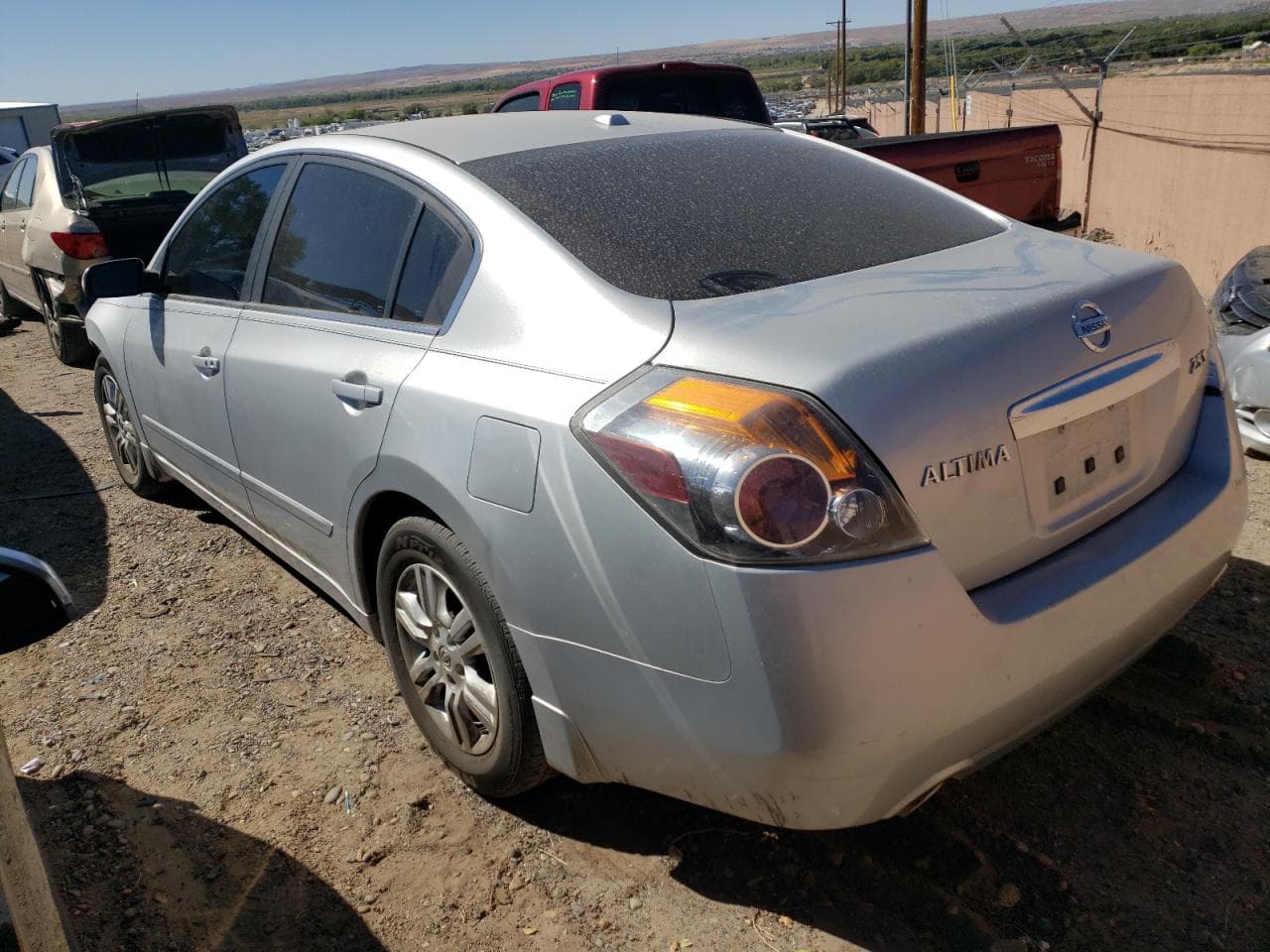 2010 Nissan Altima 2.5 S - foto 2