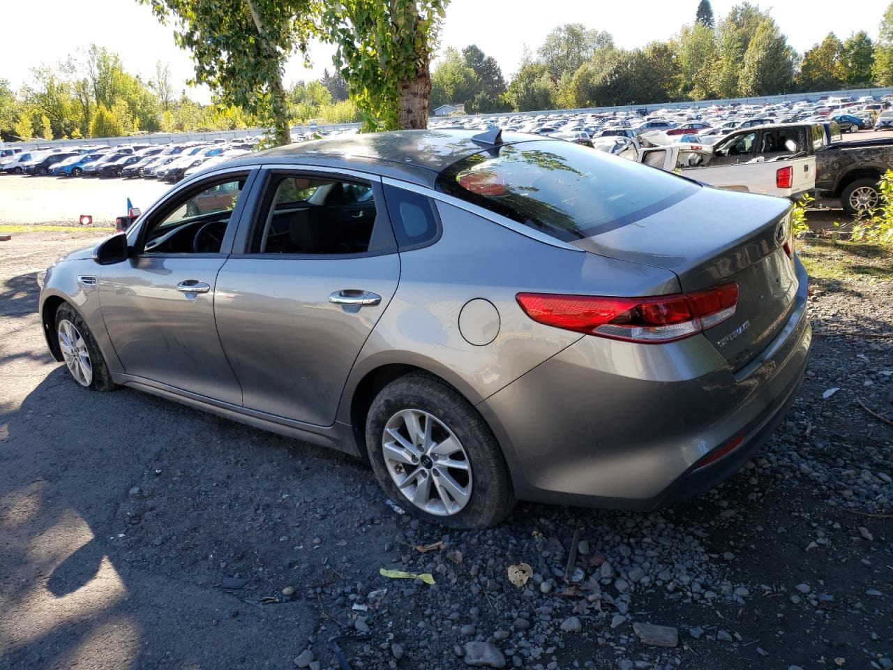 2017 Kia Optima Lx - foto 2