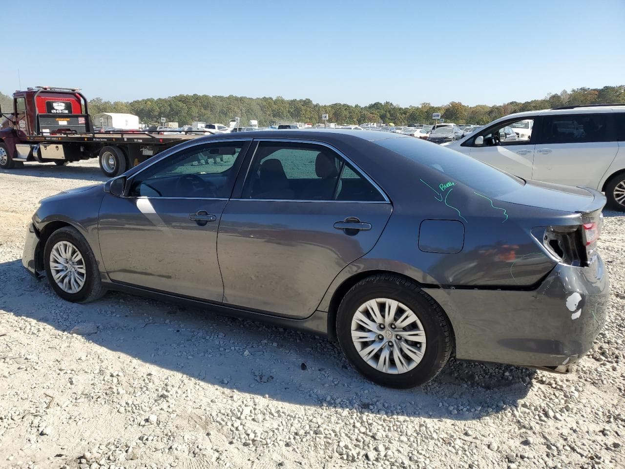 2013 Toyota Camry L - foto 2