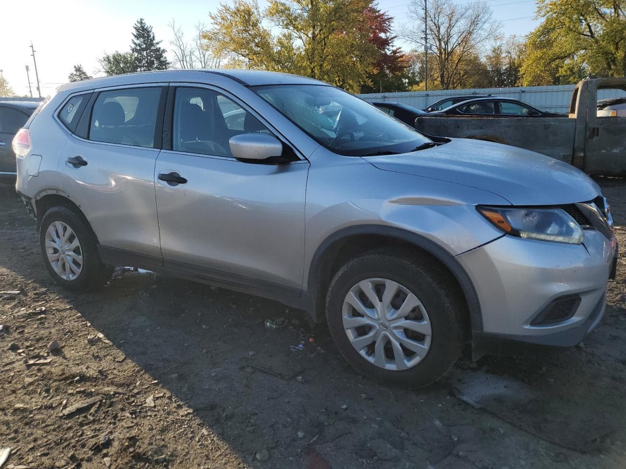 2016 Nissan Rogue S - foto 4