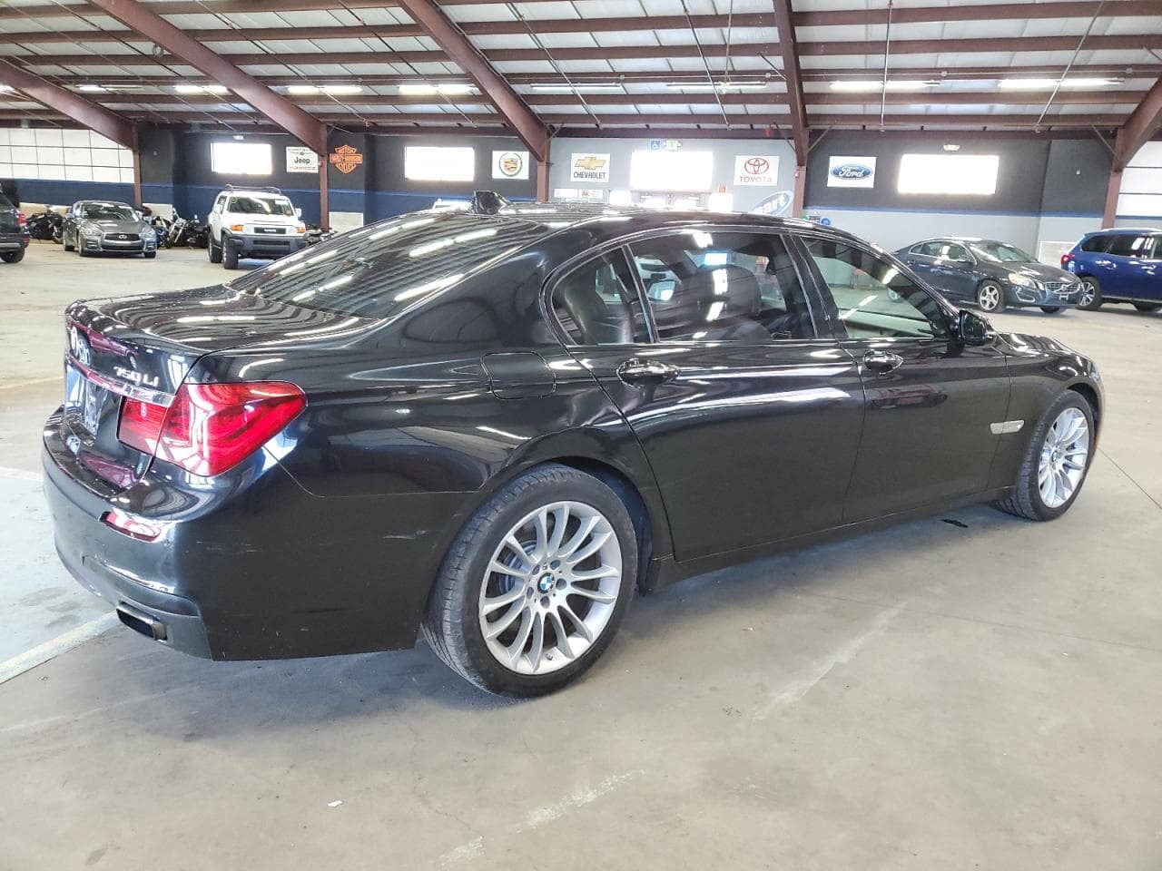 2015 BMW 750 Lxi - foto 3