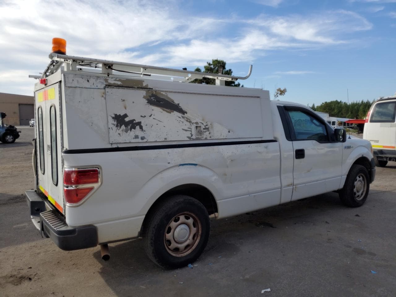 2010 Ford F150 - foto 3