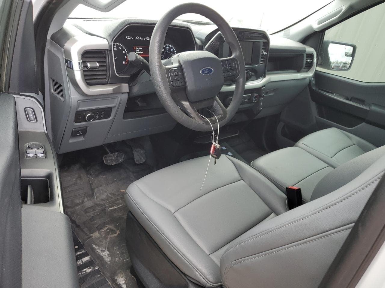 2022 Ford F150 - foto 2