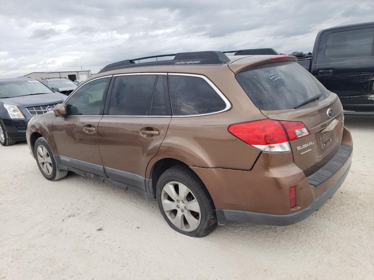2011 Subaru Outback 2.5I Premium - foto 2