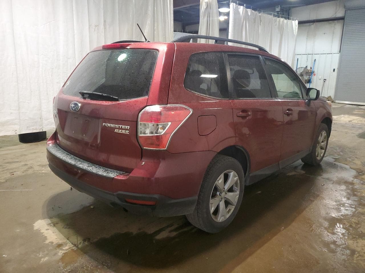 2015 Subaru Forester 2.5I - foto 3