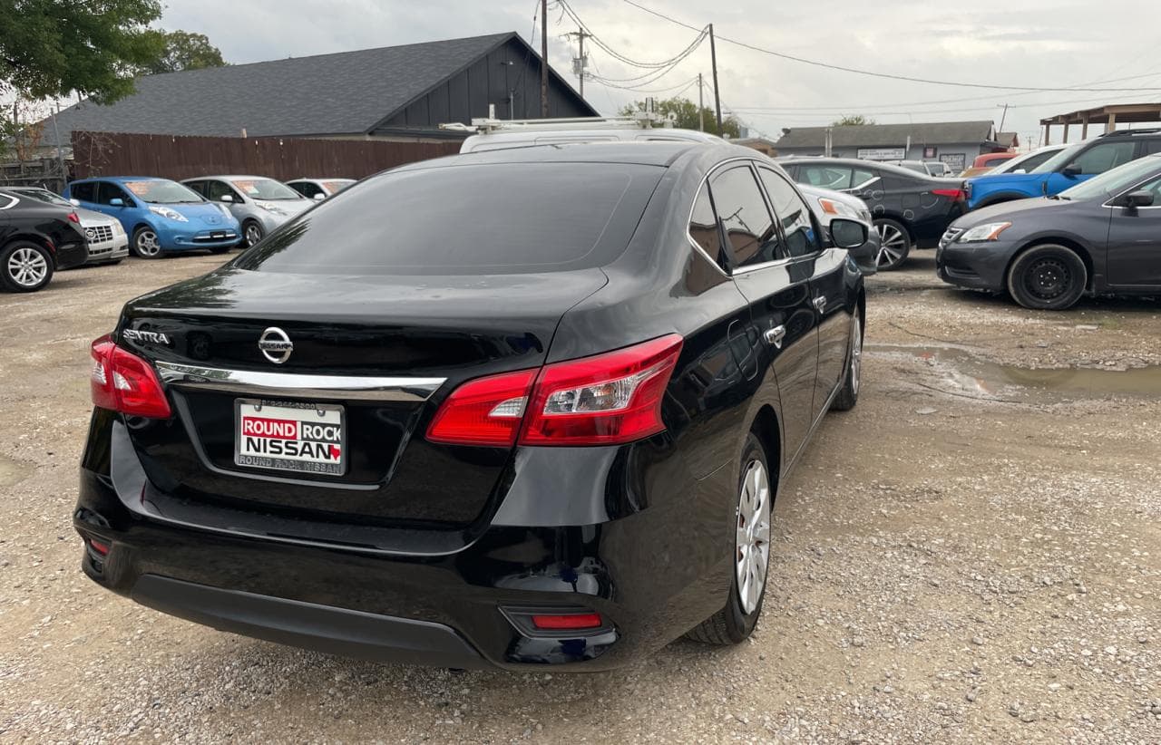 2018 Nissan Sentra S - foto 4