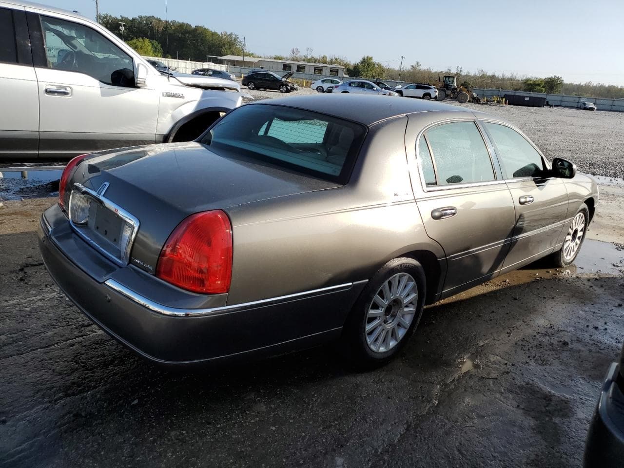 2003 Lincoln Town Car Signature - foto 3