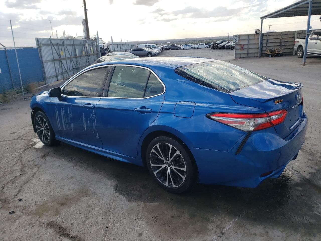 2018 Toyota Camry L - foto 2